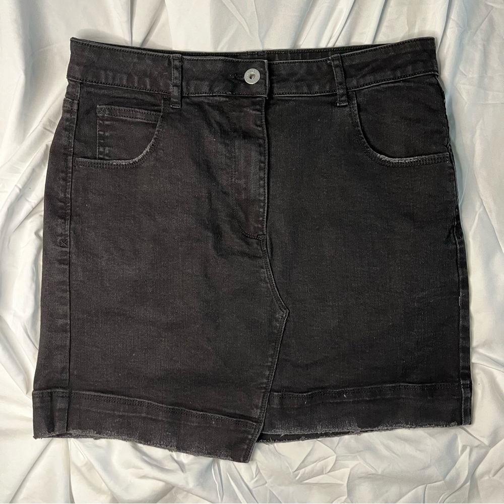 Basic denim skirt